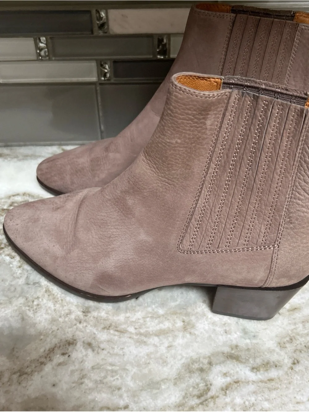 Rag & Bone Walker Elephant Suede Rover Ankle Boot Gray Size 7 Chunky Heel.